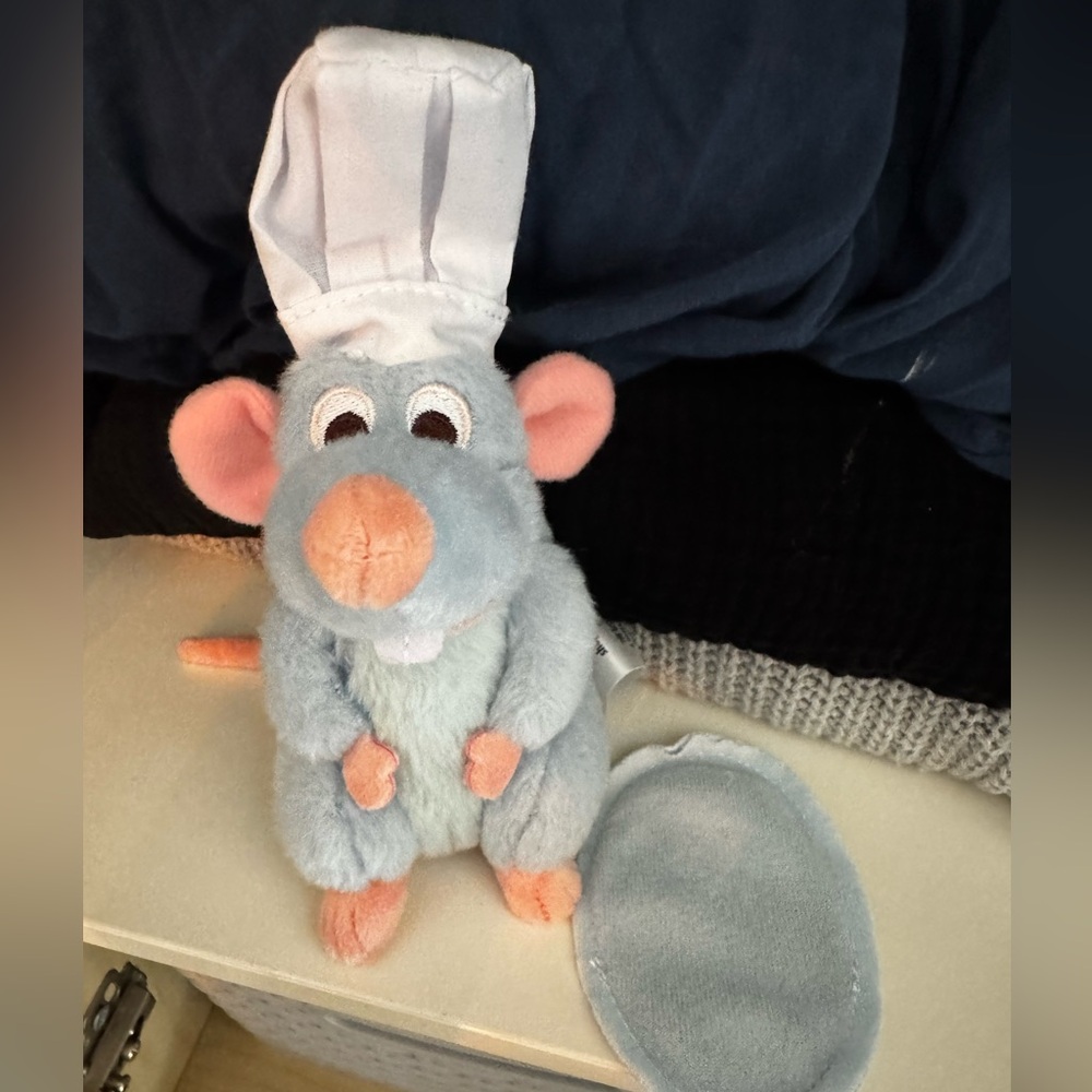 Disney Ratatouille Magnet Shoulder Toy Figure